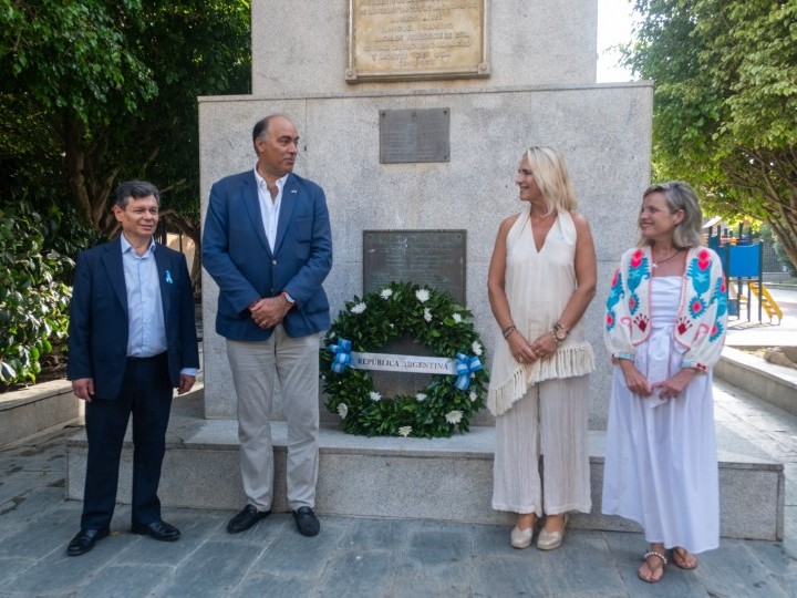 La Embajada de Argentina rinde homenaje a San Martín